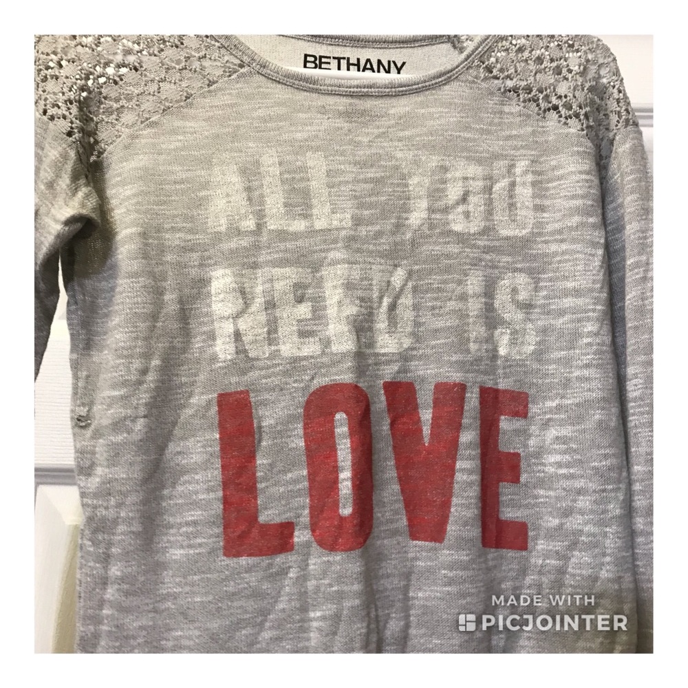 Long sleeve shirt